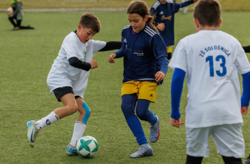 Spoznajte majstrov kraja vo futbale žiakov. Krajské kolá McDonald’s Cupu štartujú po Veľkej noci!
