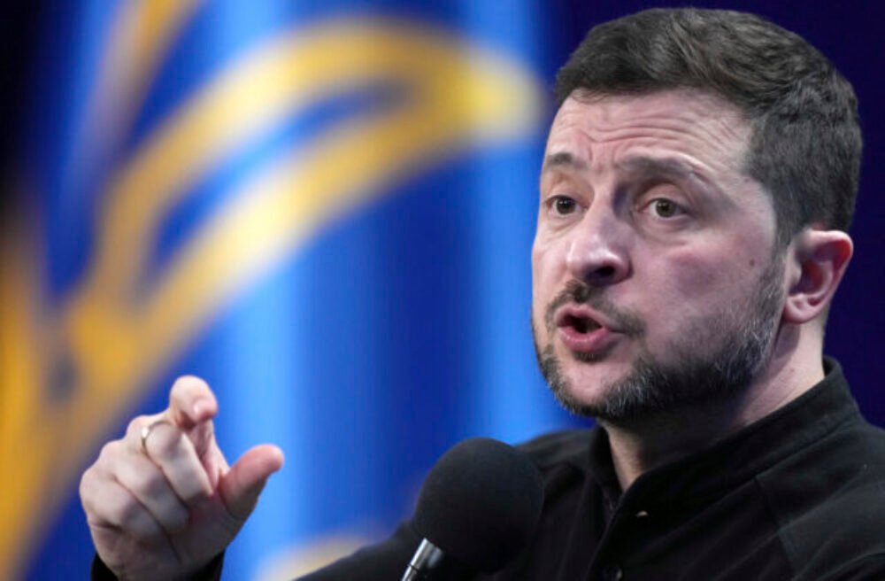 Rusko obnovilo letecké útoky. Zelenskyj zaznamenal najmenej dvetisíc porušení veľkonočného prímeria