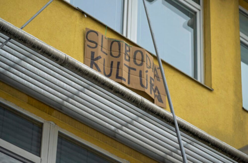 Platforma Otvorená kultúra! ohlasuje performanciu pred ministerstvom kultúry, potrvá 24 hodín