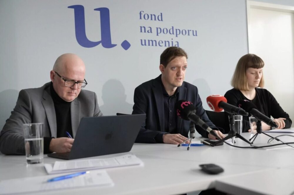Zdržanie v rozhodovaní o dotáciách spôsobilo vedenie Fondu na podporu umenia svojou nečinnosťou, nie Rada FPU