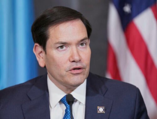 Na rokovaniach o Ukrajine v Turecku bude americký minister zahraničia Marco Rubio