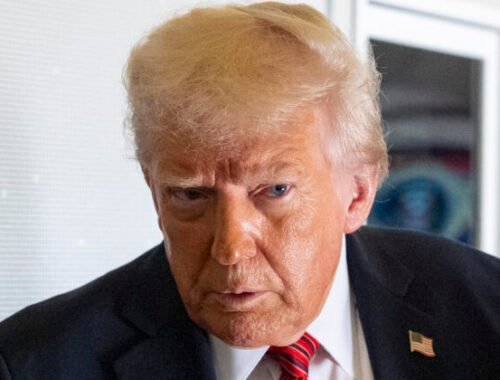 Ak pôjde do Turecka na rokovania s Ukrajinou Putin, je ochotný tam ísť aj Trump