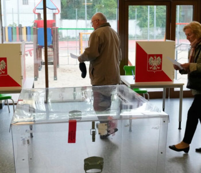 Poľsko si volí prezidenta, výsledky rozhodnú o budúcnosti vlády aj vzťahu s USA a Úniou