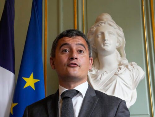 Francúzsky minister chce zakázať platenie hotovosti ako spôsob boja proti drogám