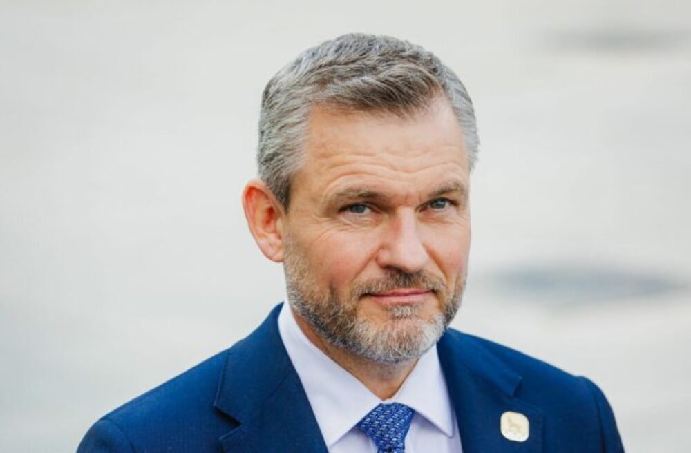 Petícia za referendum o sankciách voči Rusku čelí podozreniam z falšovania podpisov, opakuje sa aj meno úradníka
