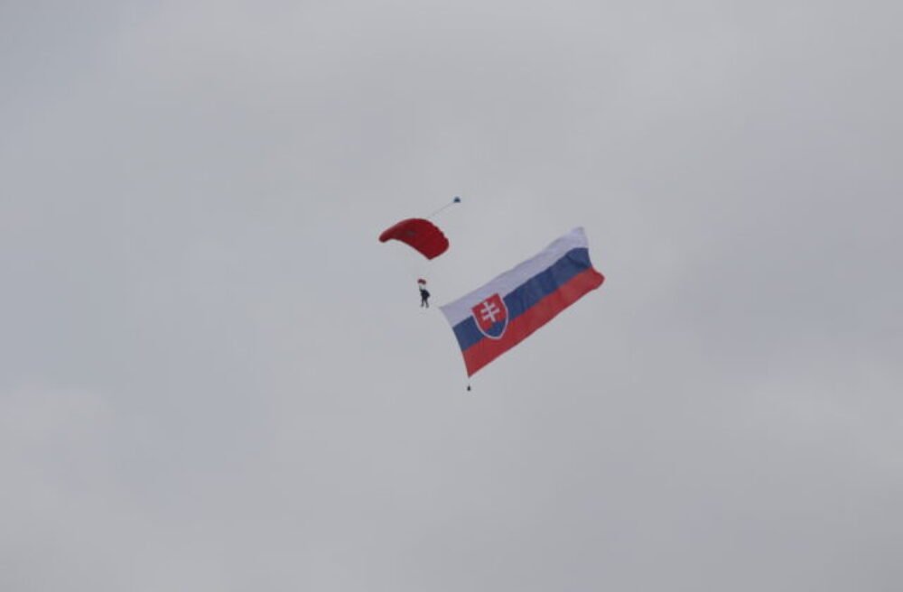 Do Lučenca prídu elity vojenského parašutizmu, Slovensko sa stane dejiskom majstrovstiev sveta