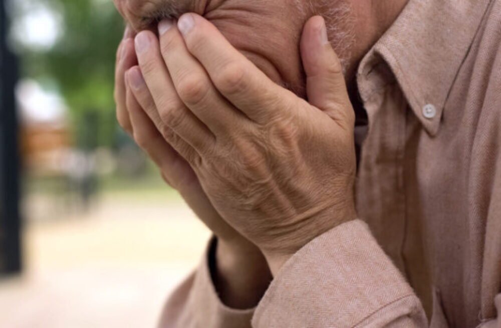 Dcéra dôchodcu zrazila ženu a hrozilo jej väzenie, ale bol to podvod a muža stál 24-tisíc eur