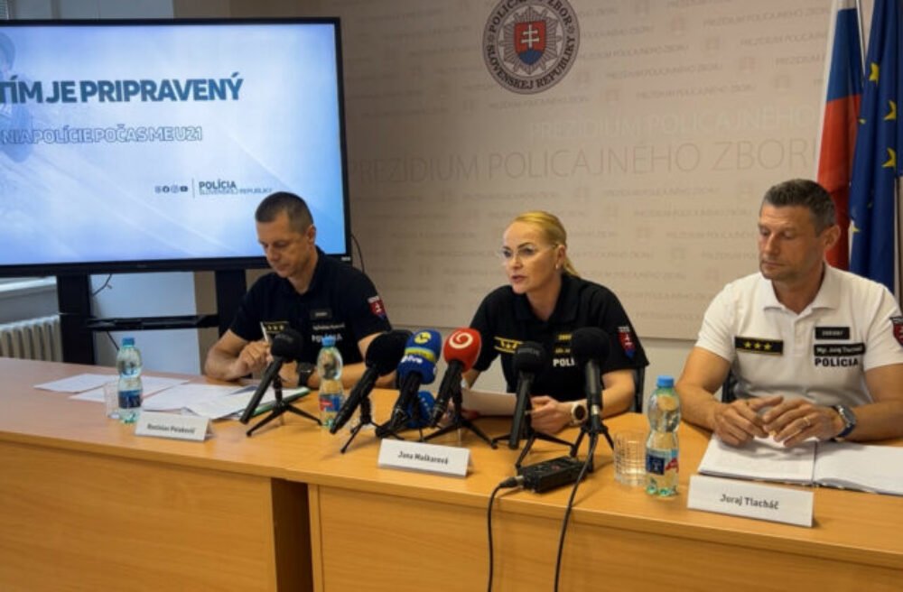 Na bezpečnosť ME vo futbale do 21 rokov budú dohliadať stovky policajtov vrátane zahraničných – VIDEO