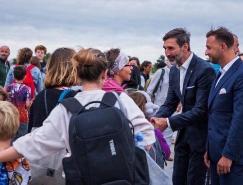 Vládny špeciál evakuoval prvých ľudí z Blízkeho východu, Slovensko tak podľa Blanára získava silnú reputáciu – VIDEO, FOTO