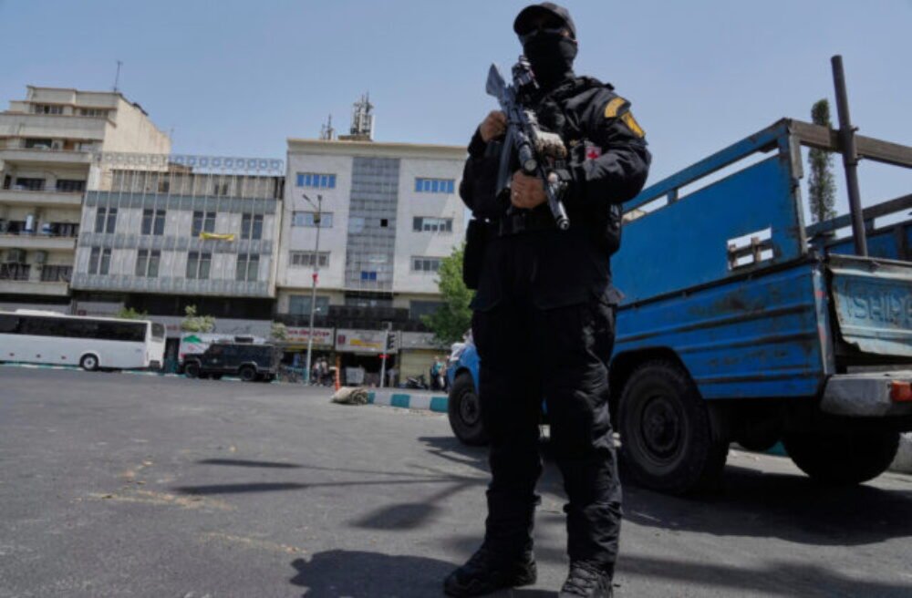 Teherán obvinil Izrael z troch vĺn útokov aj po tom, ako Trump ohlásil prímerie