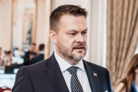 Pre neprerokovanie zákona o informačných technológiách bude problém s Plánom obnovy, tvrdí Migaľ