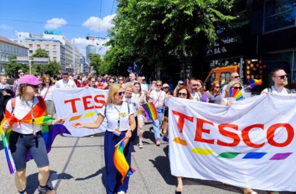 Tesco hrdo podporuje rešpektujúce pracovné prostredie