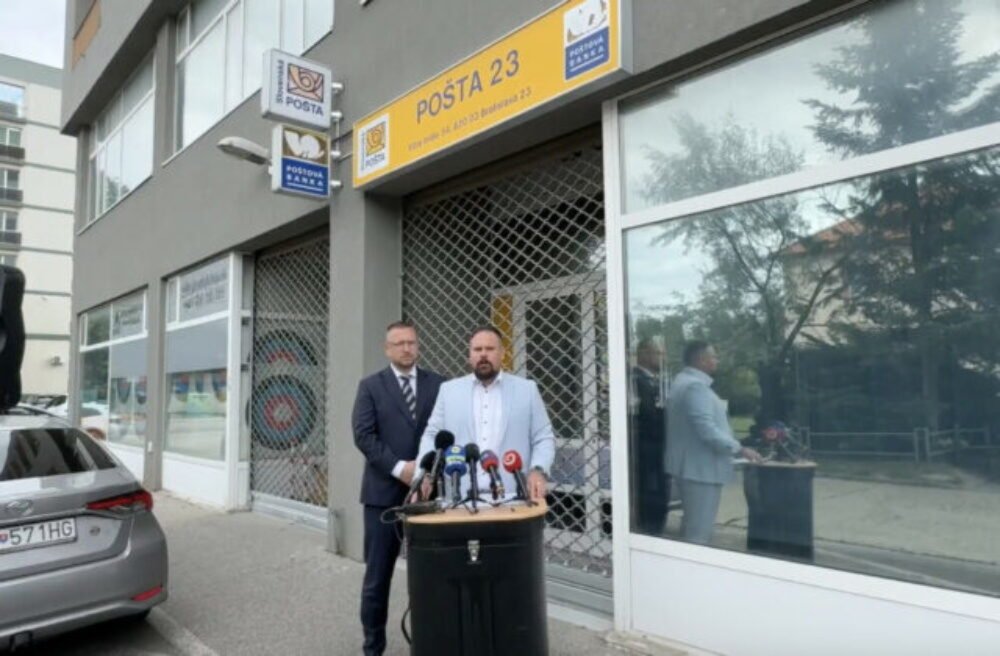 51690_sni-mka-obrazovky-2025-07-23-o-11.24.30-640x420.jpg Progresívci kritizujú ministra Ráža. Namiesto modernizácie ruší pobočky pôšt a mlčí o pláne – VIDEO