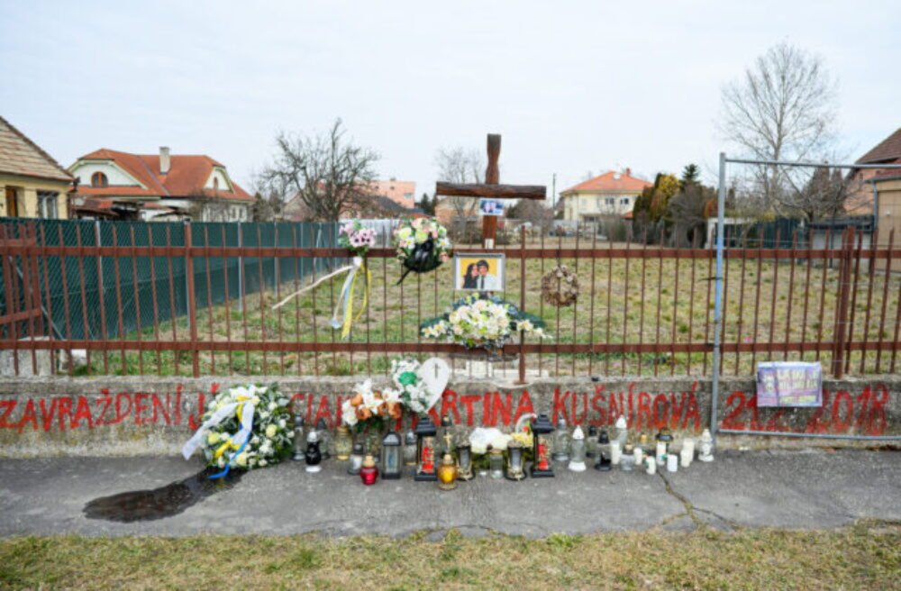 Výstavba Pamätníka slobody slova vo Veľkej Mači sa začala, vraždu Jána a Martiny bude pripomínať už o rok