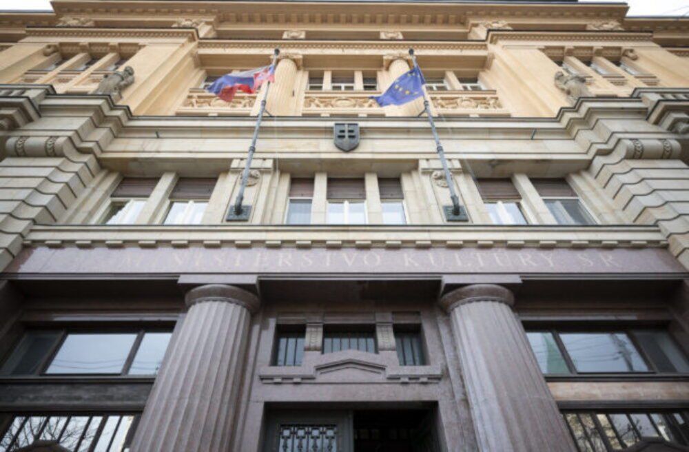 Ministerstvo kultúry má nové služobné vozidlá, cieľom je centralizácia a zníženie nákladov