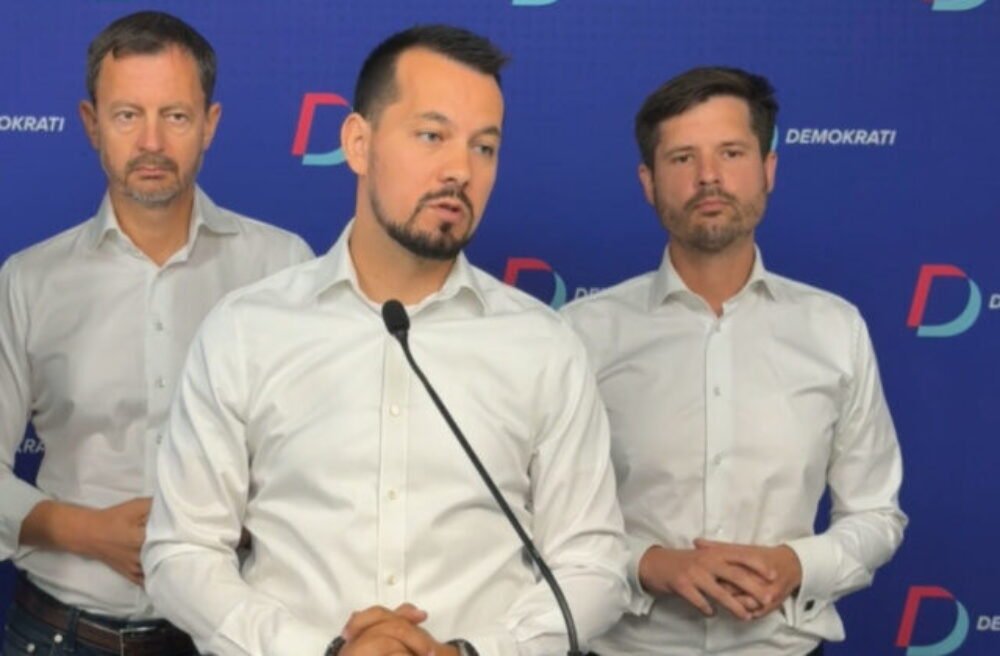 55882_snimka-obrazovky-2025-08-25-125957-640x420.jpg Koaličné návrhy o hazarde sú podľa Demokratov protiústavné, berú kompetencie samosprávam – VIDEO