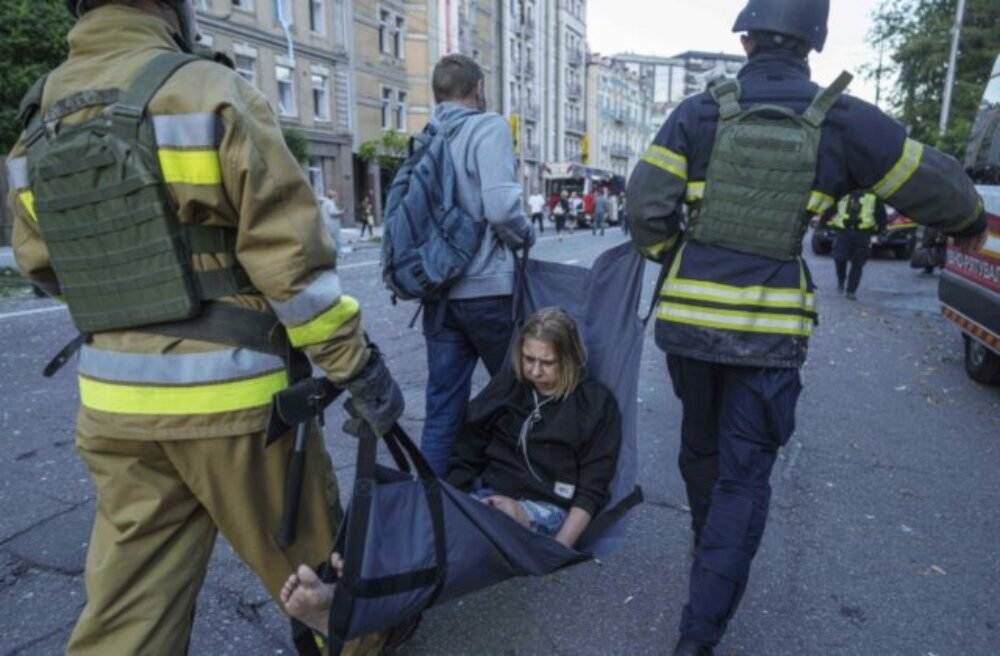 Putin sabotuje akékoľvek nádeje na mier s Ukrajinou, vyhlásil Starmer