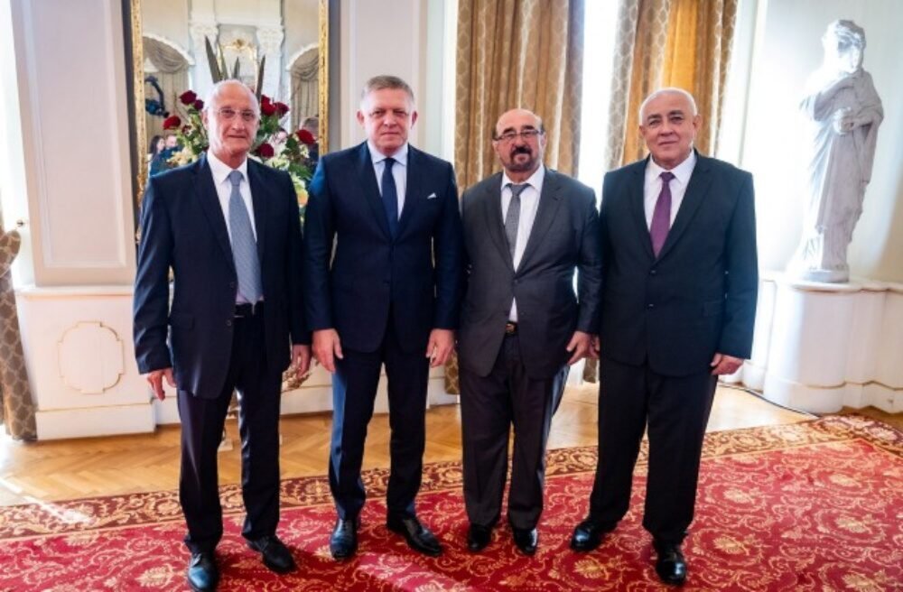 57424_fico-dubcek22.jpg Fico odovzdal Štátnu cenu Alexandra Dubčeka trom laureátom, vystúpil aj s príhovorom o ústave – VIDEO, FOTO