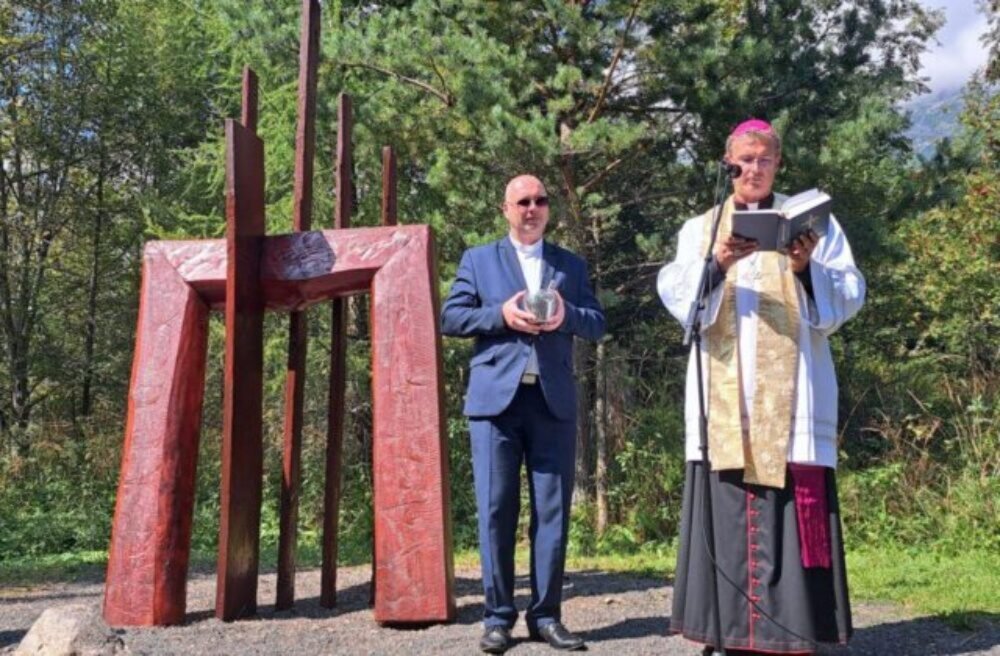 Najvyššie položená kalvária v strednej Európe má za sebou obnovu, pribudli tri nové diela – FOTO