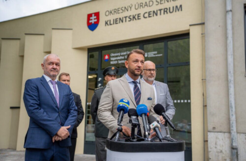 58078_68badaf2a86ba796472245-640x420.jpg Senica má nové klientske centrum Okresného úradu, otvorilo ho ministerstvo Šutaja Eštoka – VIDEO, FOTO