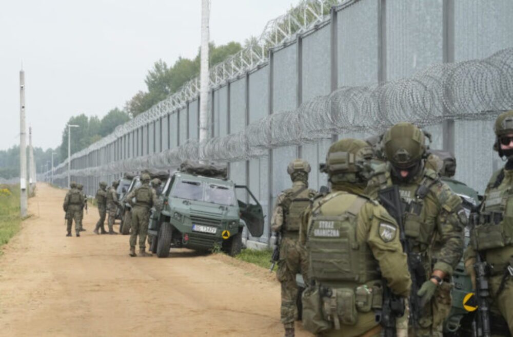 Poľsko uzavrie východné hranice v reakcii na rusko-bieloruské manévre