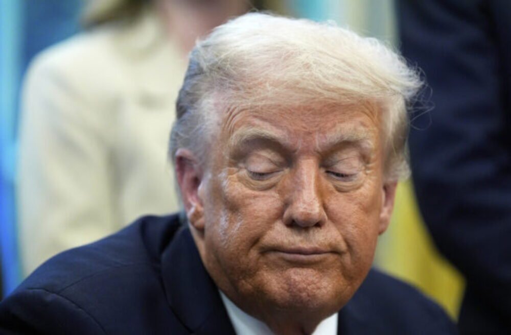Trump po dlhom zdráhaní označil Rusko za agresora