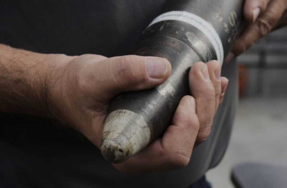 Česi obnovili výrobu kovaných tiel striel pre delostreleckú muníciu