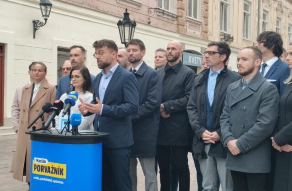 60233_img20250930094426-640x420.jpg Progresívci predstavili kandidáta na predsedu Košického samosprávneho kraja – VIDEO, FOTO