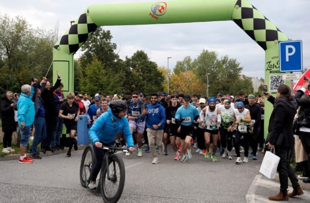 Detská nemocnica v Košiciach dostala vyše tritisíc eur, vďaka UPJŠ RUN sa vyzbierali aj hračky a kreatívne potreby – FOTO