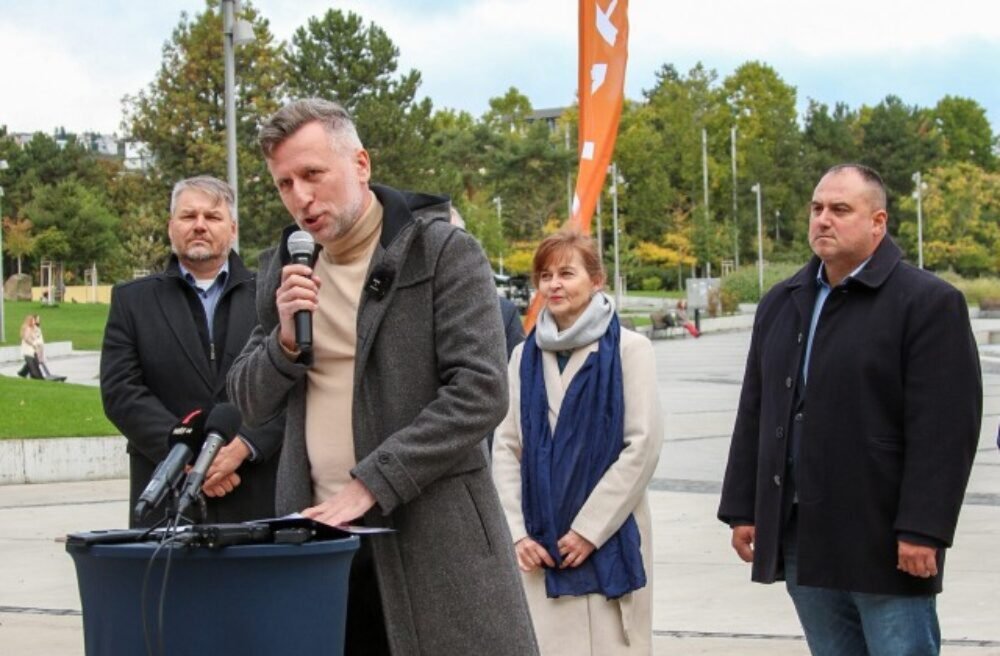 Vallo vtiahol Bratislavu do pyramídovej hry, mesto podľa Winklera od jari funguje na dlh – VIDEO