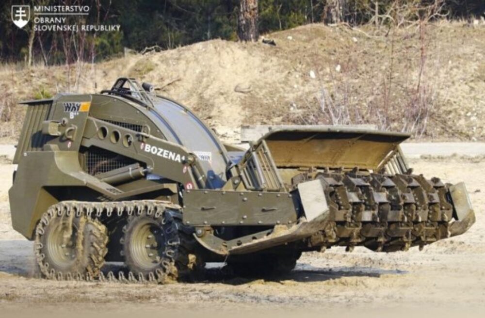 60592_320034811_479468294216058_5782434858809539709_n-640x420.jpg Slovensko poskytne Ukrajine odmínovače Božena, od nástupu Ficovej vlády ide o prvý balík vojenskej pomoci