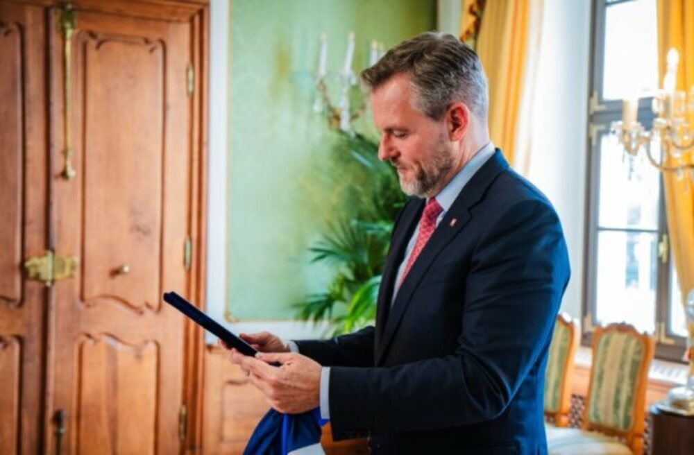 60620_686e60748e57b465545726-640x420.jpg Pellegrini zdôraznil dôležitosť otvorenia diskusie o obmedzení prístupu na sociálne siete pre deti