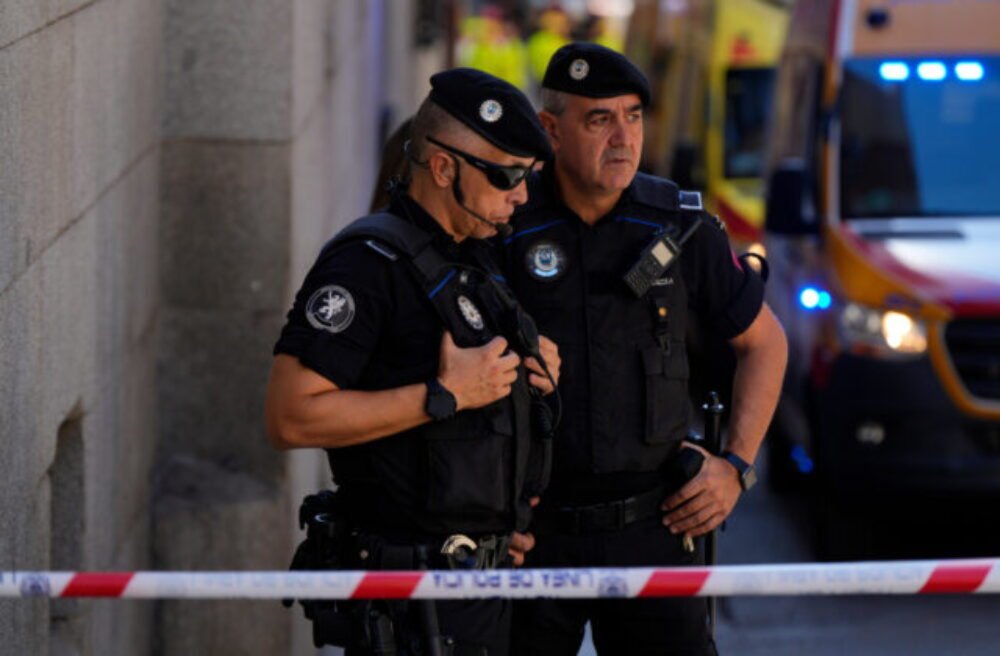 V centre Madridu sa zrútila budova, štyria ľudia sú nezvestní