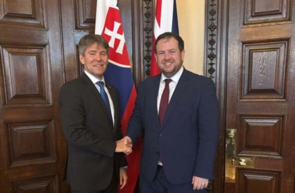 Slovensko posilňuje spoluprácu s Veľkou Britániou, predmetom rokovania bola aj energetická bezpečnosť – FOTO