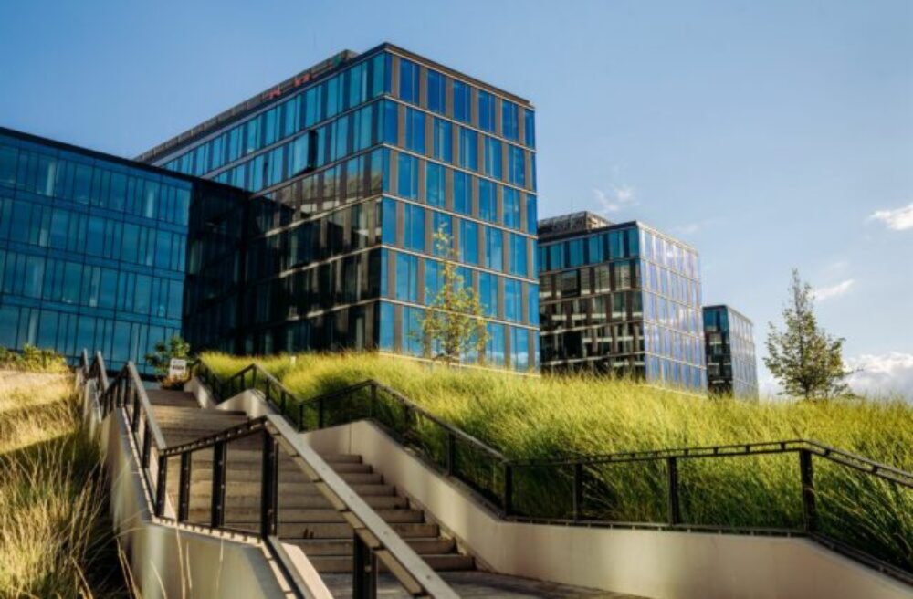 Flexibilný koncept Compact Offices pre firmy aj jednotlivcov