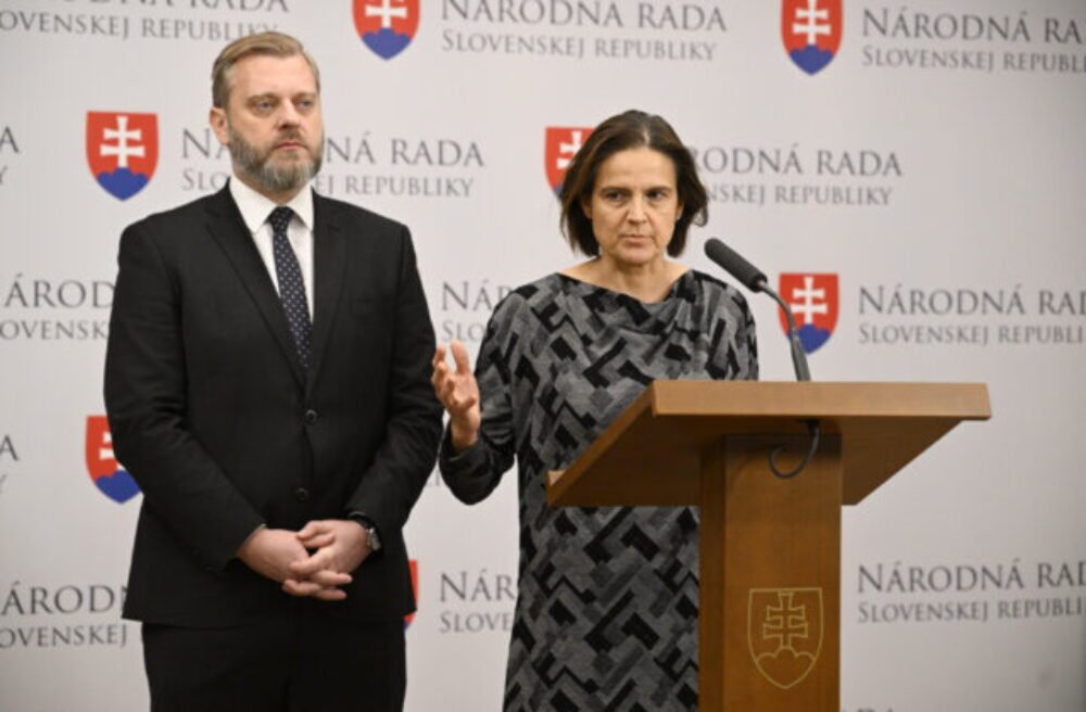 61061_65708985f248c060616057-640x420.jpg Bezpečnosť na Slovensku podľa liberálov zlyháva, navrhujú zavedenie dobrovoľných jednotiek obecnej polície – VIDEO
