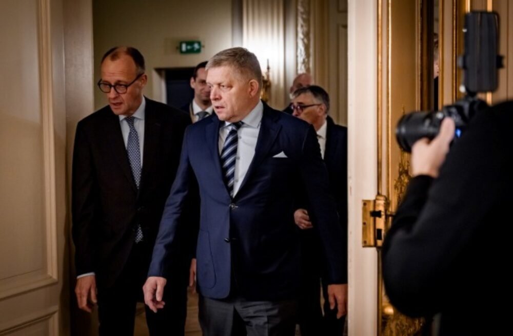 61447_fico-merz2.jpg Fico rokoval s Merzom o automobilovom priemysle, informoval ho aj o zasadnutí s ukrajinskou vládou – FOTO