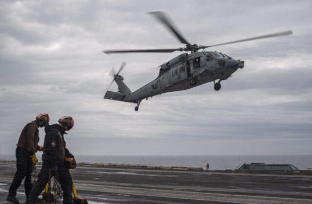 61630_us_asian_allies_89803-640x420.jpg Do Juhočínskeho mora sa zrútil americký vrtuľník a stíhačka