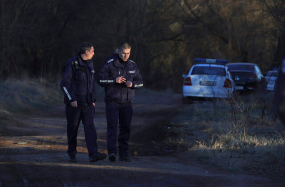 62243_bulgaria_migration_61361-640x420.jpg Šiesti migranti zahynuli, keď ich auto pri unikaní pred políciou v Bulharsku spadlo do jazera