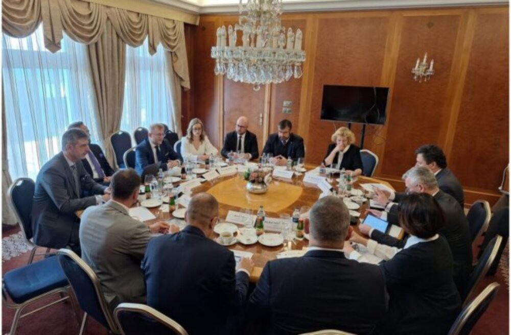 Predstavitelia justície zasadli za okrúhly stôl, riešili ochranu komunikácie medzi advokátom a klientom