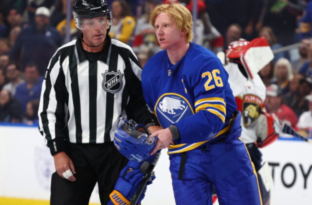 Kapitán Buffala musel z osobných dôvodov opustiť tím. Toto je dôležitejšie než hokej, vraví kouč