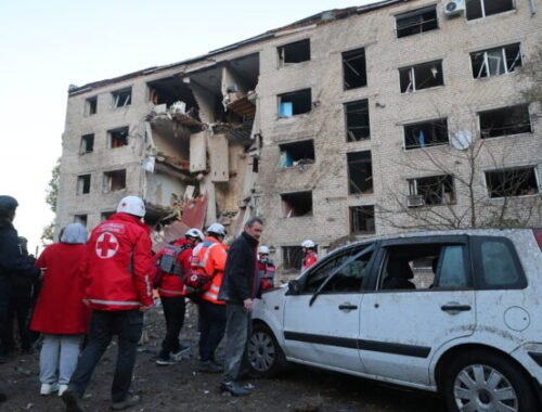 Z niekoľkých obcí ukrajinskej Záporožskej a a Dnepropetrovskej oblasti povinne evakuujú deti a ich rodičov