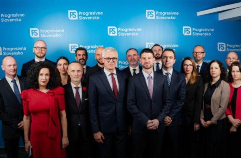 PS tvrdí, že Šimkovičová minula 23-tisíc eur počas podujatia v Trenčíne, vyzýva ju, aby peniaze vrátila