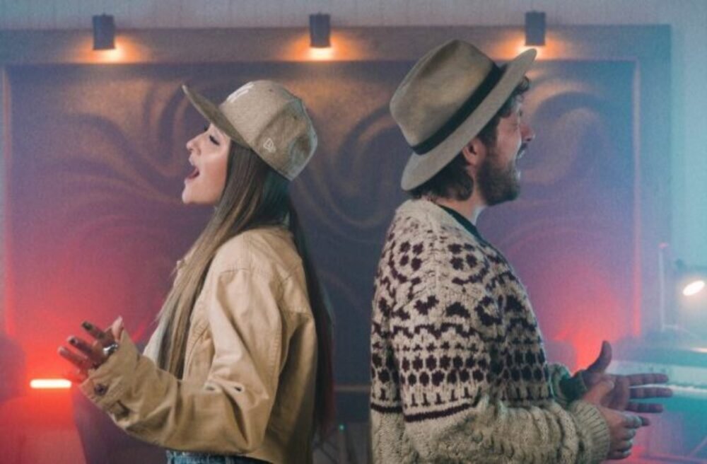 Peter Juhás a Sharlota majú emotívny duet Tisíce důvodů, prináša príbeh dvoch ľudí – VIDEO