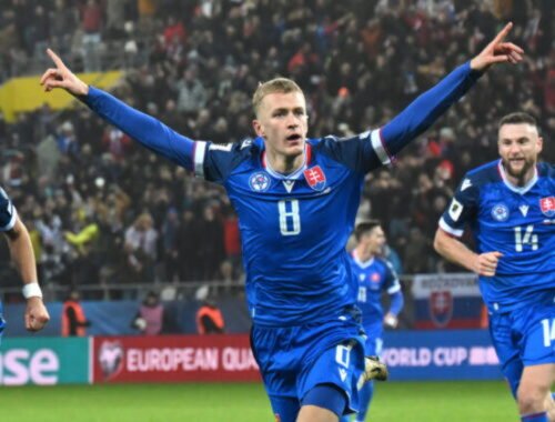 Slovensko vydrelo cenné víťazstvo. Hrdina Bobček ukázal čuch na góly a zabezpečil minimálne baráž – VIDEO, FOTO