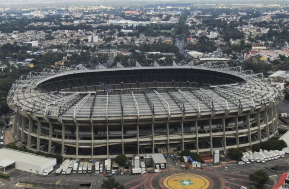 MS vo futbale budú pre Mexico City ekonomickým prínosom, mnohí pouliční predajcovia však majú obavy