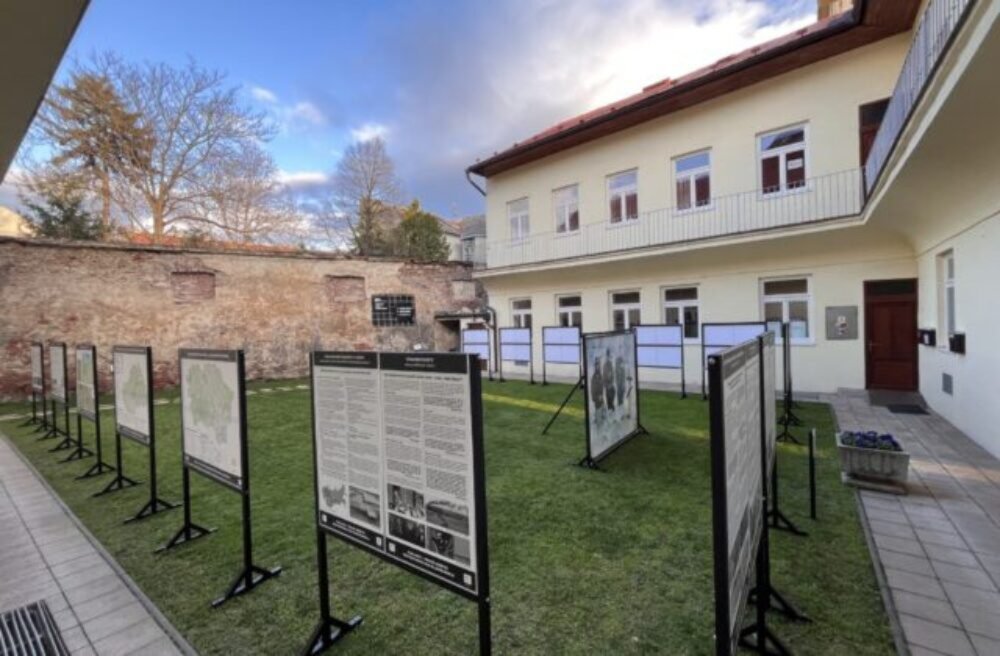 62785_488650106_1042211234598895_6059198778459863834_n-640x420.jpg V Prešove si pripomenú 17. november aj verejnou výstavou o obetiach komunizmu