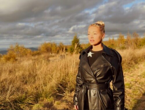 Lucia Gibarti má debutový album GIBARTI a k jednej z najintímnejších piesní vydala aj videoklip – VIDEO