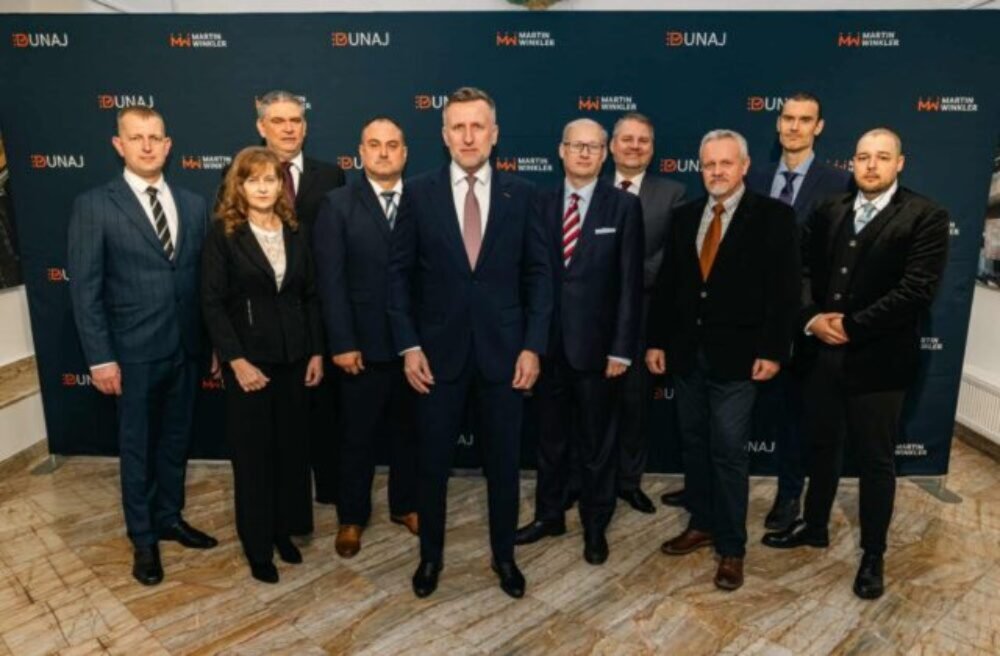 63083_583060335_1583932499447124_1305115869396135455_n-640x420.jpg Winkler predstavil prvých kandidátov do komunálnych volieb, priblížil aj hlavné priority strany Dunaj – VIDEO, FOTO