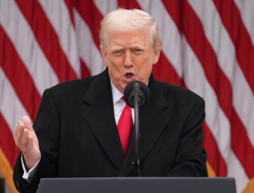 Takmer polovica Britov si myslí, že Trump je prekážkou mieru na Ukrajine